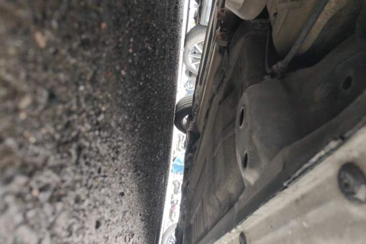 Used Roewe 350 2011 350S 1.5L Automatic Xunda Edition Chassis Rear Right