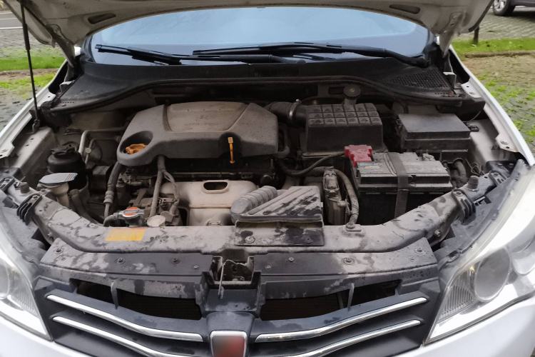 Used Roewe 350 2011 350S 1.5L Automatic Xunda Edition Engine Bay