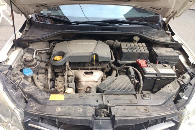 Used Roewe 350 2011 350S 1.5L Automatic Xunyue Edition Engine Bay