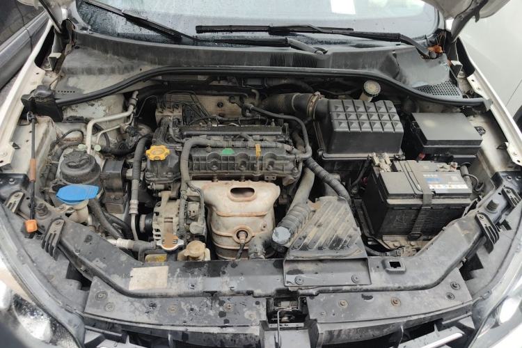 Used Roewe 350 2011 350S 1.5L Automatic Xunda Edition Engine Bay