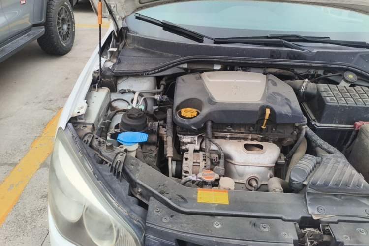 Used Roewe 350 2011 350S 1.5L Automatic Xunyue Edition Engine Bay Right