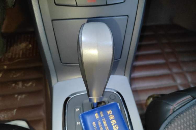 Used Roewe 350 2011 350S 1.5L Automatic Xunda Edition Gear Lever
