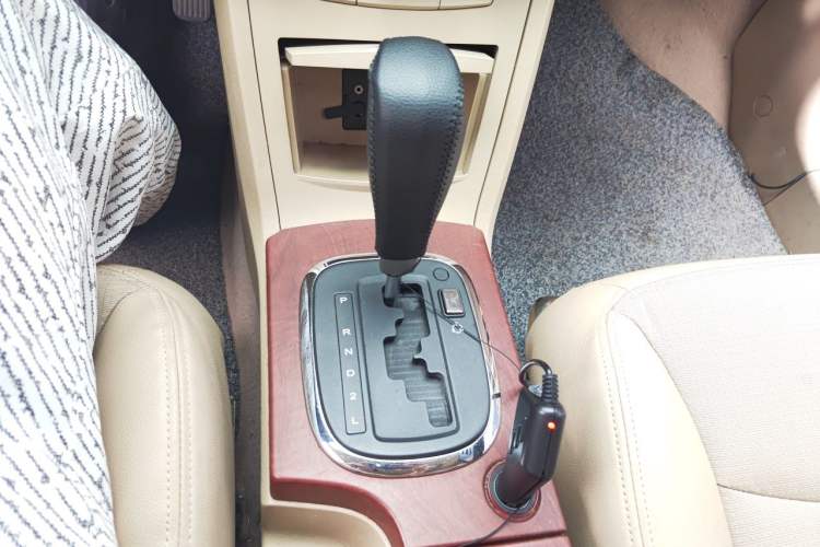 Used Roewe 350 2011 350S 1.5L Automatic Xunyue Edition Gear Lever