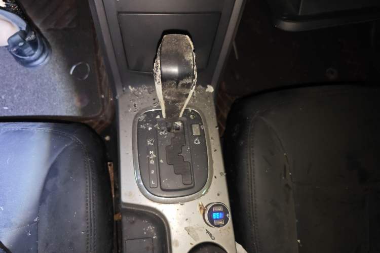 Used Roewe 350 2011 350S 1.5L Automatic Xunda Edition Gear Lever