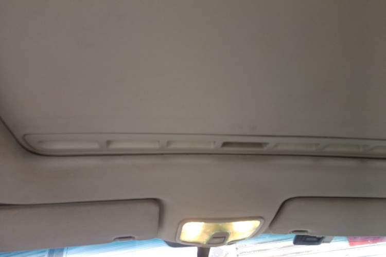 Used Roewe 350 2011 350S 1.5L Automatic Xunyue Edition Headliner