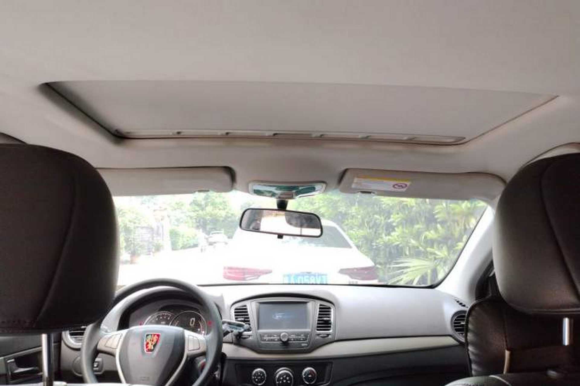 Used Roewe 350 2011 350S 1.5L Automatic Xunyue Edition Headliner