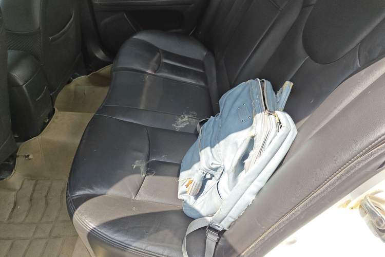 Used Roewe 350 2011 350S 1.5L Automatic Xunyue Edition Left Rear Seat