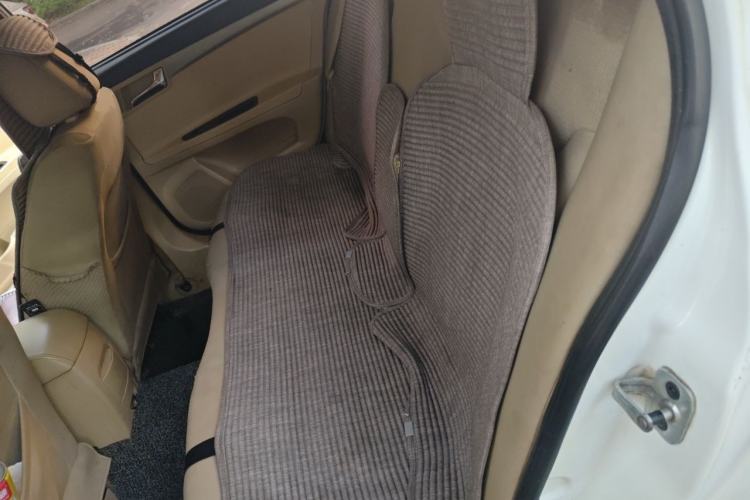 Used Roewe 350 2011 350S 1.5L Automatic Xunda Edition Left Rear Seat