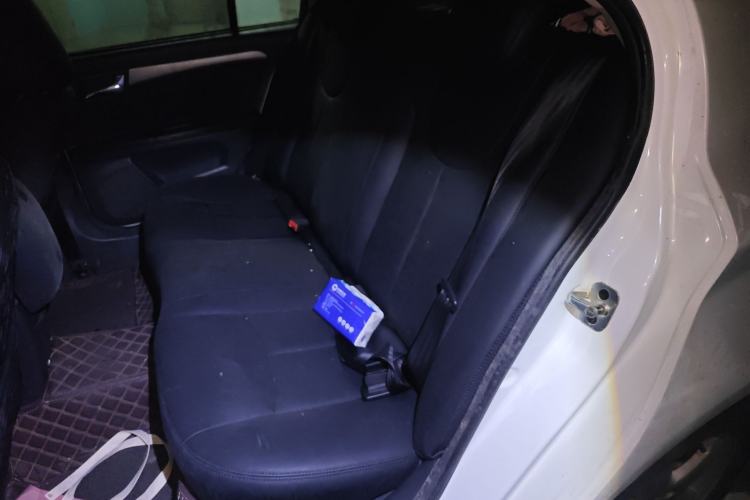 Used Roewe 350 2011 350S 1.5L Automatic Xunda Edition Left Rear Seat