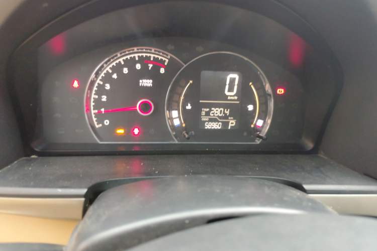 Used Roewe 350 2011 350S 1.5L Automatic Xunda Edition Odometer Close Up