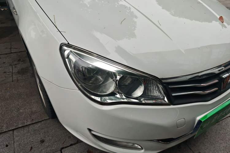 Used Roewe 350 2011 350S 1.5L Automatic Xunyue Edition Right Front Headlight