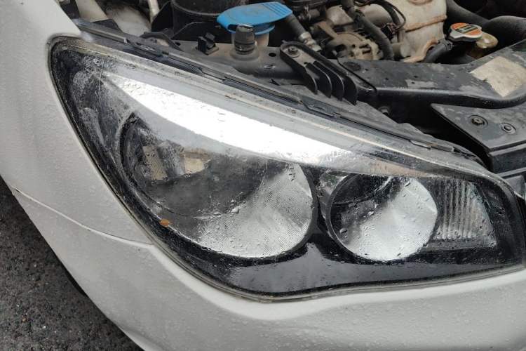 Used Roewe 350 2011 350S 1.5L Automatic Xunda Edition Right Front Headlight