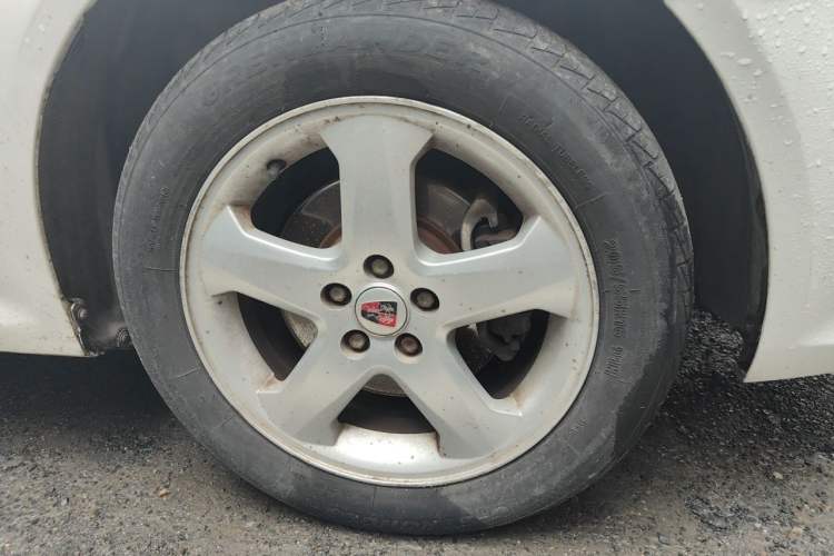 Used Roewe 350 2011 350S 1.5L Automatic Xunda Edition Right Front Wheel Hub