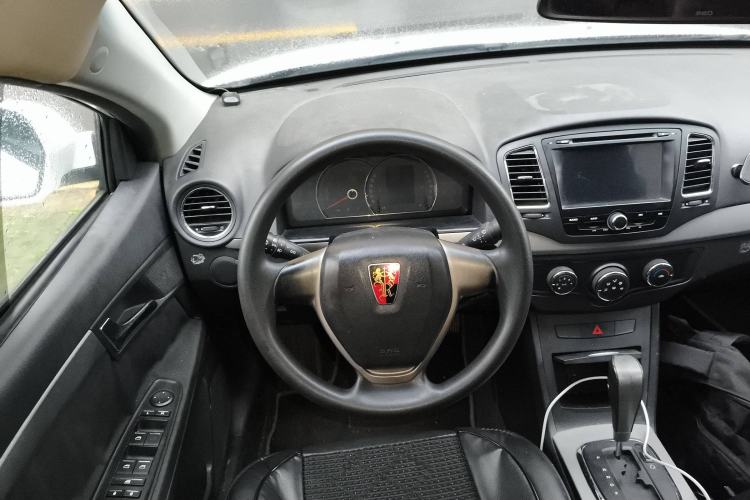 Used Roewe 350 2011 350S 1.5L Automatic Xunda Edition Steering Wheel