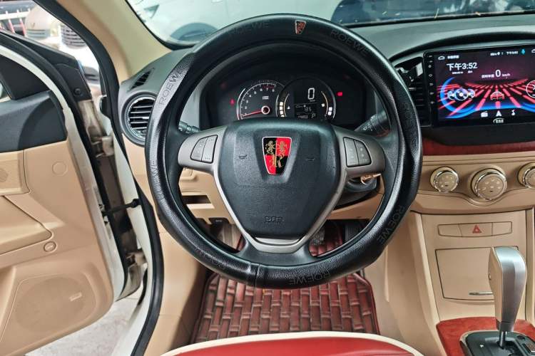 Used Roewe 350 2011 350S 1.5L Automatic Xunyue Edition Steering Wheel