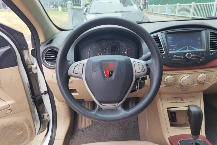 Used Roewe 350 2011 350S 1.5L Automatic Xunyue Edition Steering Wheel