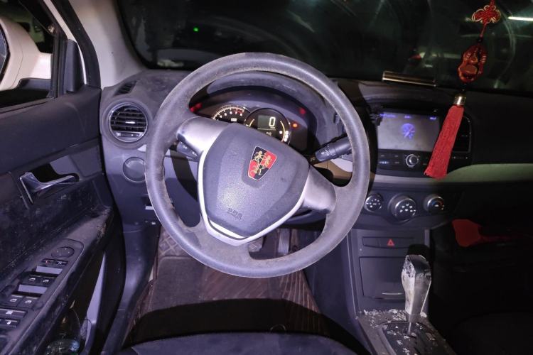 Used Roewe 350 2011 350S 1.5L Automatic Xunda Edition Steering Wheel