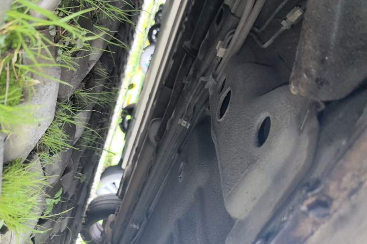 Used Roewe 350 2011 350S 1.5L Automatic Xunyue Edition Chassis Front Left