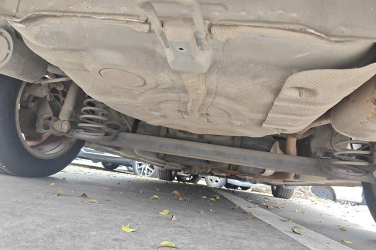Used Roewe 350 2011 350S 1.5L Automatic Xunda Edition Chassis Rear