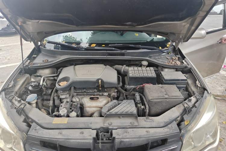 Used Roewe 350 2011 350S 1.5L Automatic Xunda Edition Engine Bay