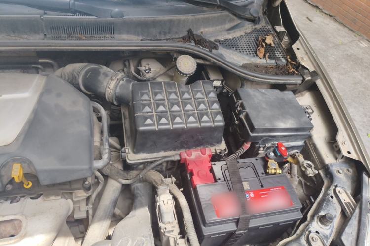 Used Roewe 350 2011 350S 1.5L Automatic Xunyue Edition Engine Bay Left