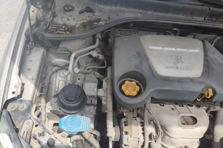 Used Roewe 350 2011 350S 1.5L Automatic Xunyue Edition Engine Bay Right