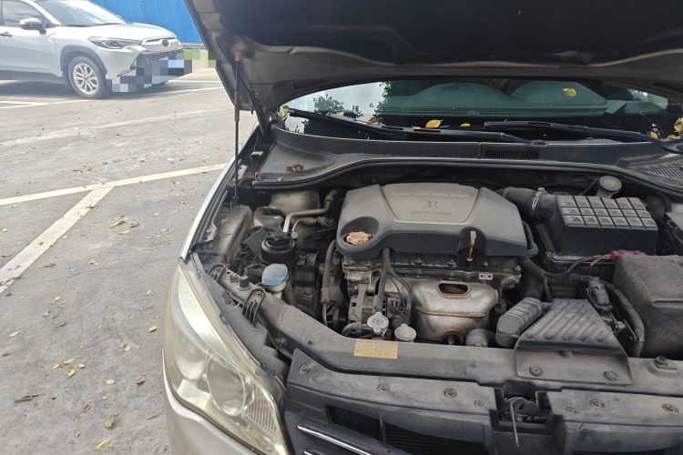 Used Roewe 350 2011 350S 1.5L Automatic Xunda Edition Engine Bay Right
