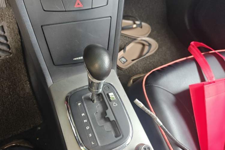 Used Roewe 350 2011 350S 1.5L Automatic Xunda Edition Gear Lever
