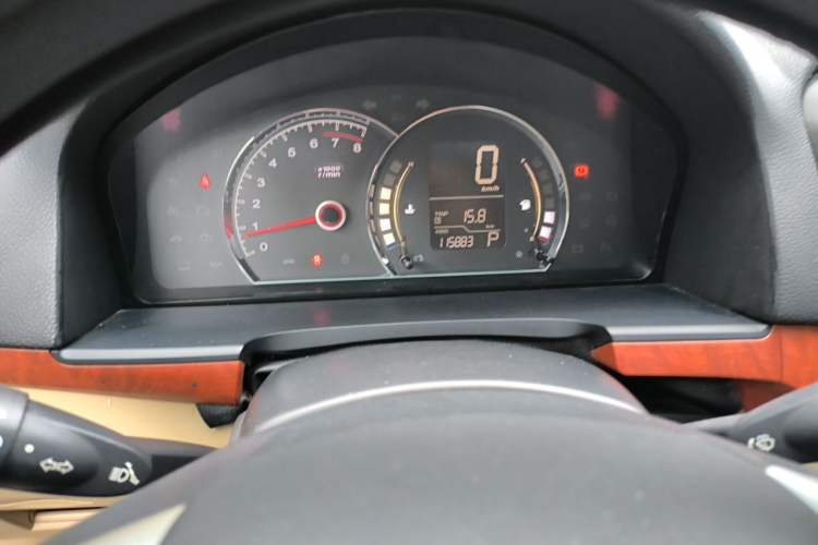 Used Roewe 350 2011 350S 1.5L Automatic Xunyue Edition Instrument Cluster