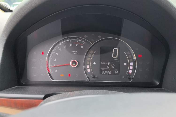 Used Roewe 350 2011 350S 1.5L Automatic Xunyue Edition Instrument Cluster