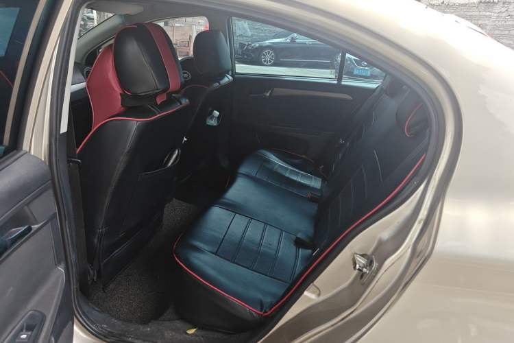 Used Roewe 350 2011 350S 1.5L Automatic Xunda Edition Left Rear Seat