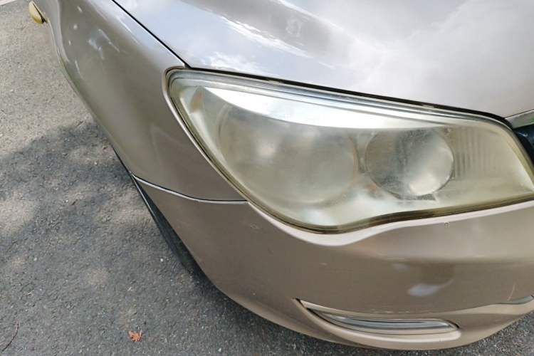 Used Roewe 350 2011 350S 1.5L Automatic Xunda Edition Right Front Headlight