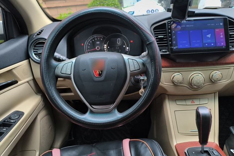 Used Roewe 350 2011 350S 1.5L Automatic Xunyue Edition Steering Wheel