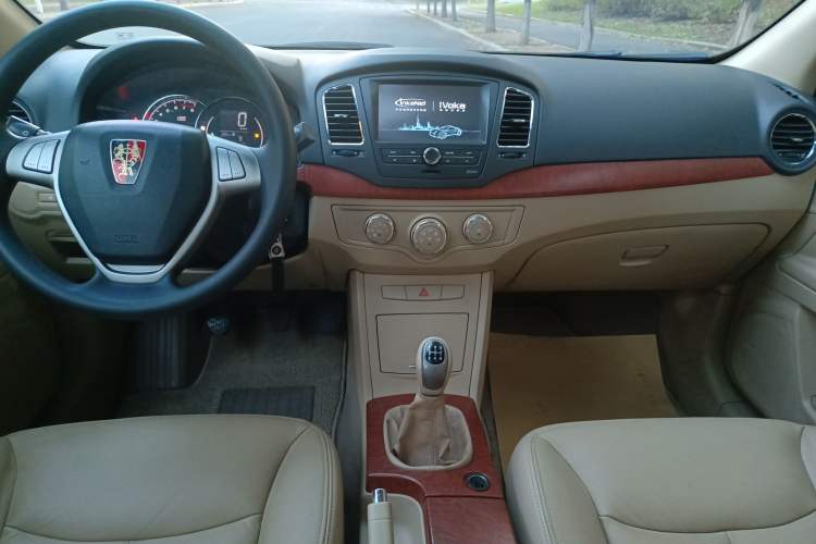 Used Roewe 350 2012 1.5L Manual Smart Value Edition Audio And AC Panel
