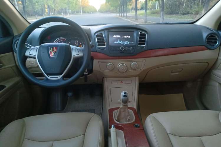 Used Roewe 350 2012 1.5L Manual Smart Value Edition Center Console