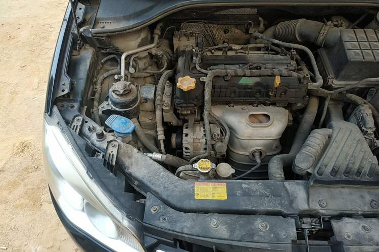 Used Roewe 350 2012 1.5L Automatic Smart Value Edition Engine Bay Right