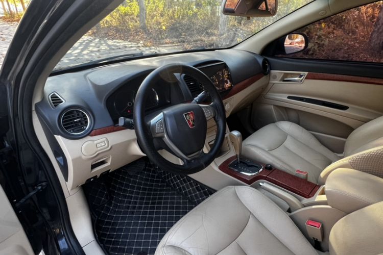 Used Roewe 350 2012 1.5L Automatic New Year Special Value Edition Interior 14