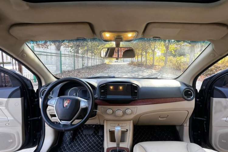 Used Roewe 350 2012 1.5L Automatic New Year Special Value Edition Interior 15