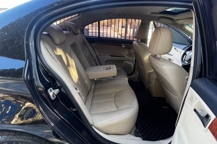 Used Roewe 350 2012 1.5L Automatic New Year Special Value Edition Interior 6