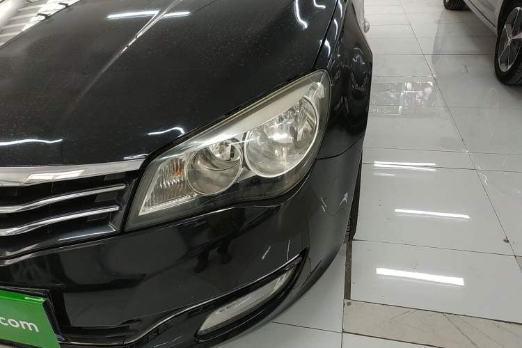 Used Roewe 350 2012 1.5L Manual New Year Special Value Edition Left Front Headlight