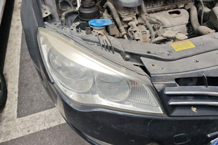 Used Roewe 350 2012 1.5L Automatic Smart Value Edition Right Front Headlight