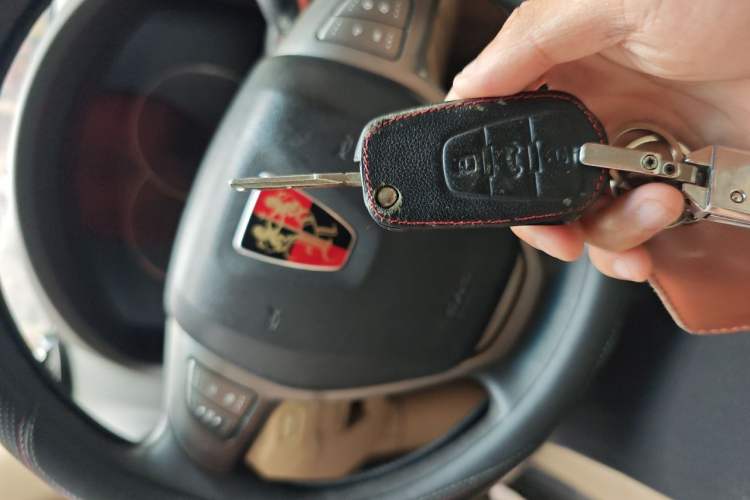 Used Roewe 350 2012 1.5L Automatic Smart Value Edition Vehicle Key