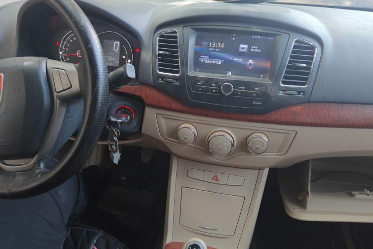 Used Roewe 350 2012 1.5L Manual Smart Value Edition Audio And AC Panel
