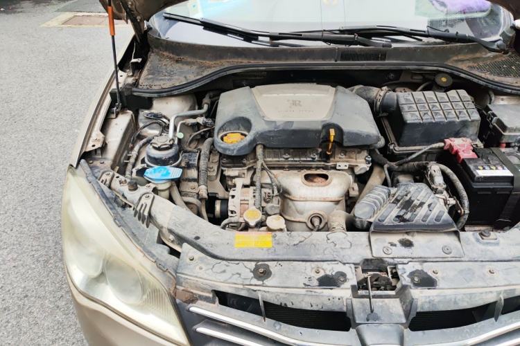 Used Roewe 350 2012 1.5L Automatic Smart Value Edition Engine Bay Right