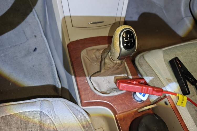 Used Roewe 350 2012 1.5L Manual Smart Value Edition Gear Lever