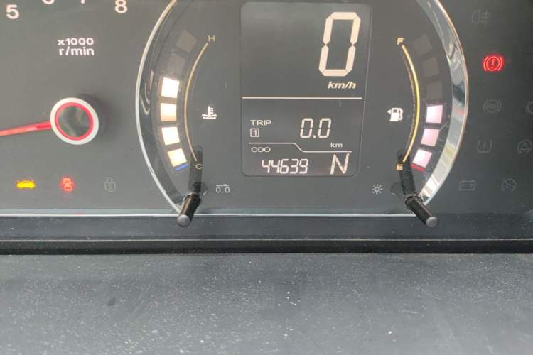 Used Roewe 350 2012 1.5L Automatic Smart Value Edition Odometer Close Up