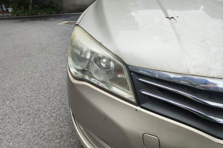 Used Roewe 350 2012 1.5L Automatic Smart Value Edition Right Front Headlight