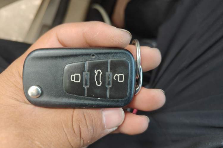 Used Roewe 350 2012 1.5L Manual Smart Value Edition Vehicle Key