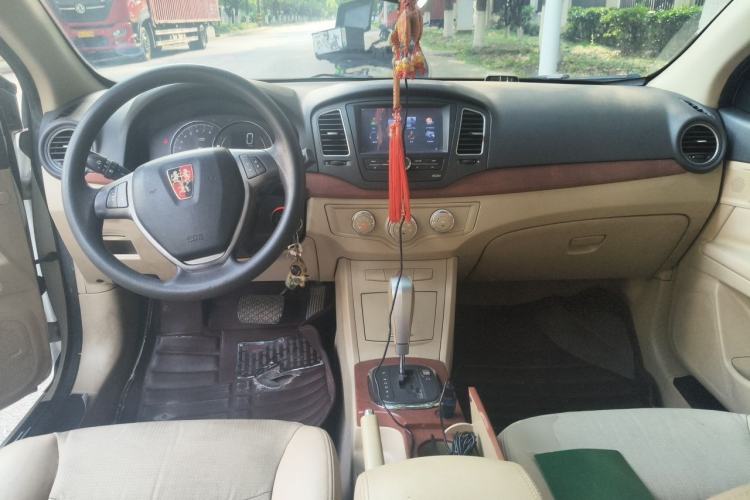 Used Roewe 350 2012 1.5L Automatic Smart Value Edition Center Console
