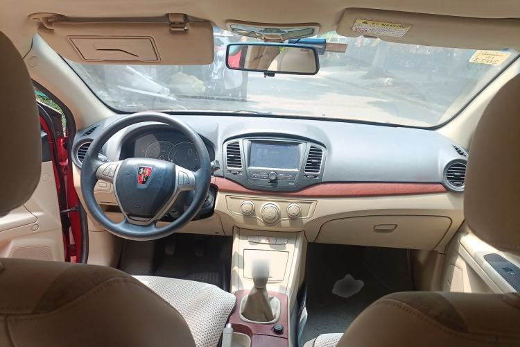 Used Roewe 350 2012 1.5L Manual New Year Special Value Edition Center Console